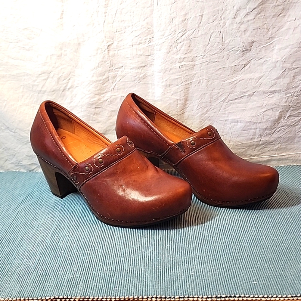 Leather dansko heels
